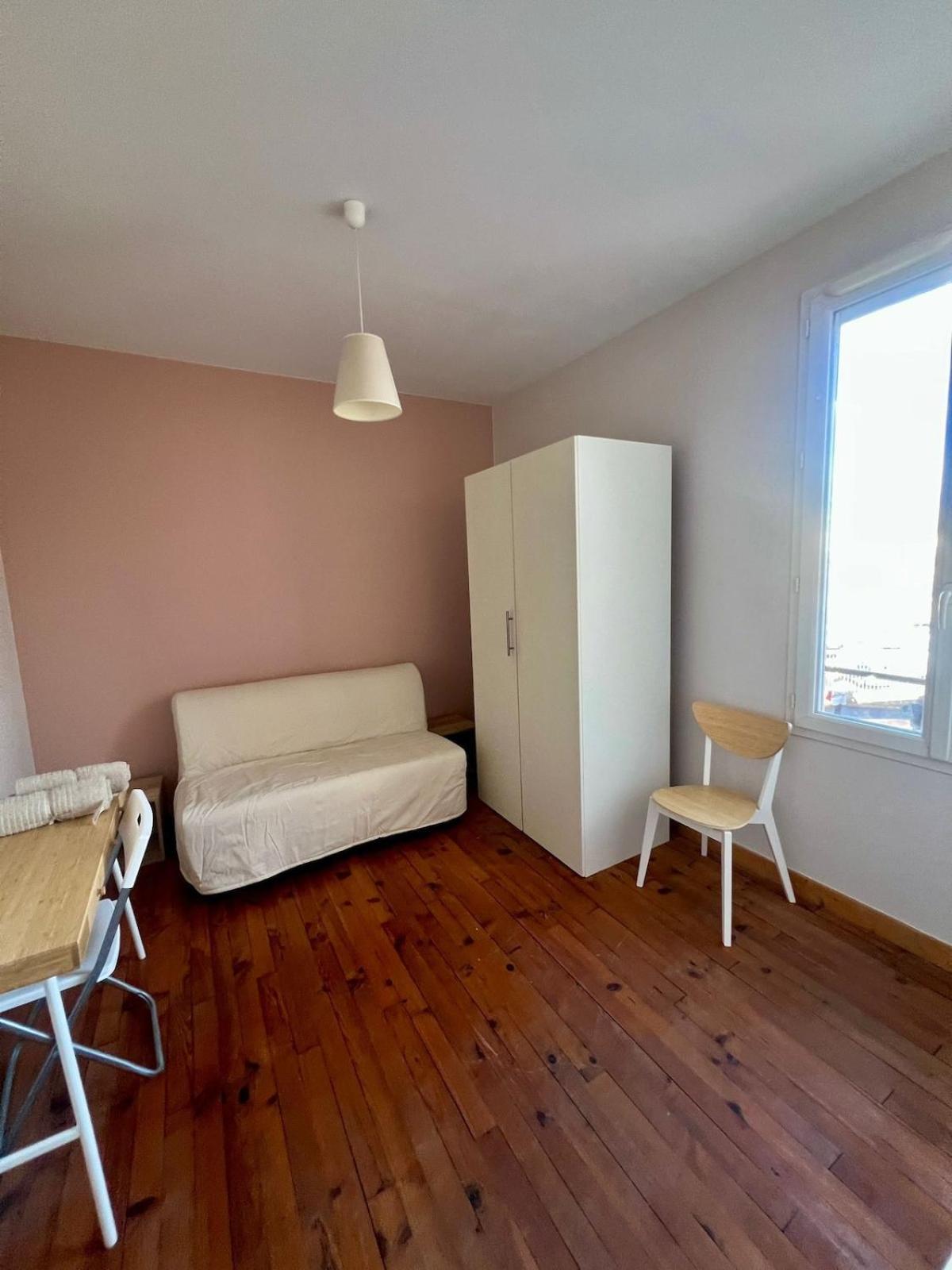 Spacious House For 8 People Hébergement de vacances Clermont-Ferrand